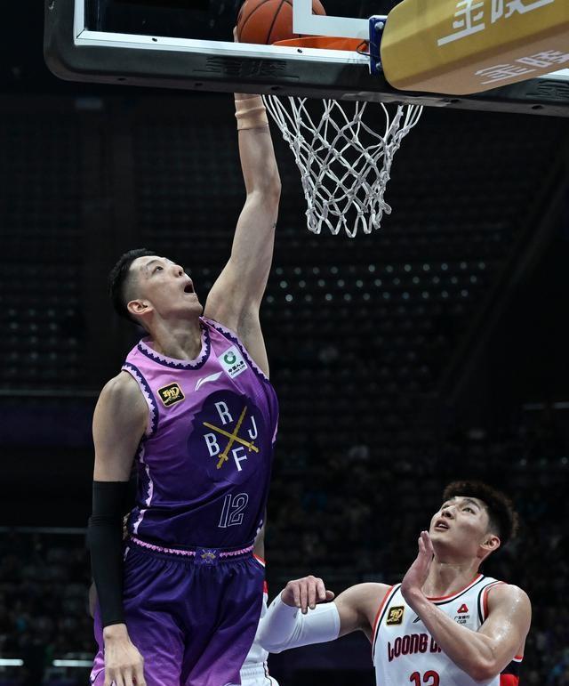北京男篮精彩绝伦，强势击败山西队(北京男篮精彩绝伦,强势击败山西队队员)