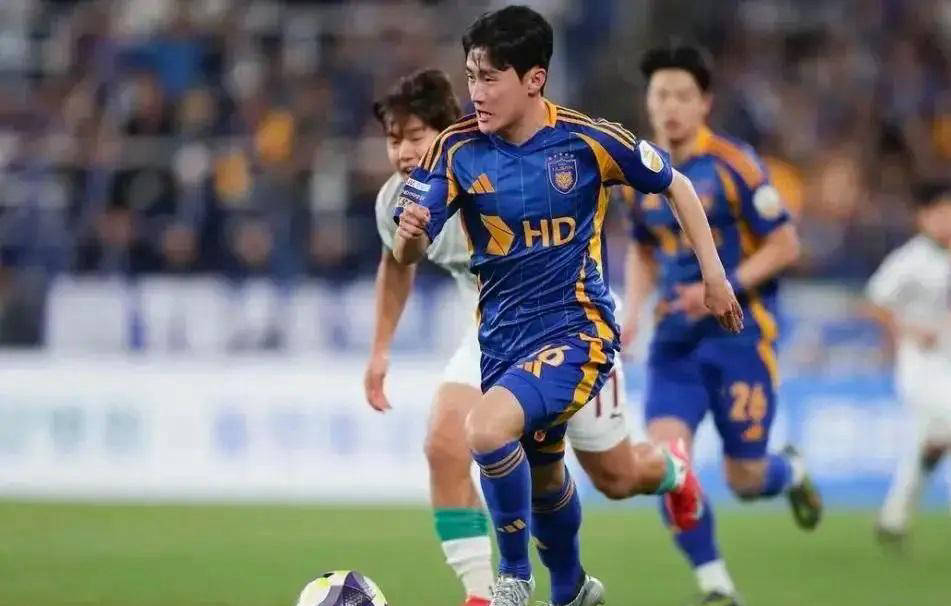 高清：世俱杯多特1-0蔚山美国副总统万斯携妻观战