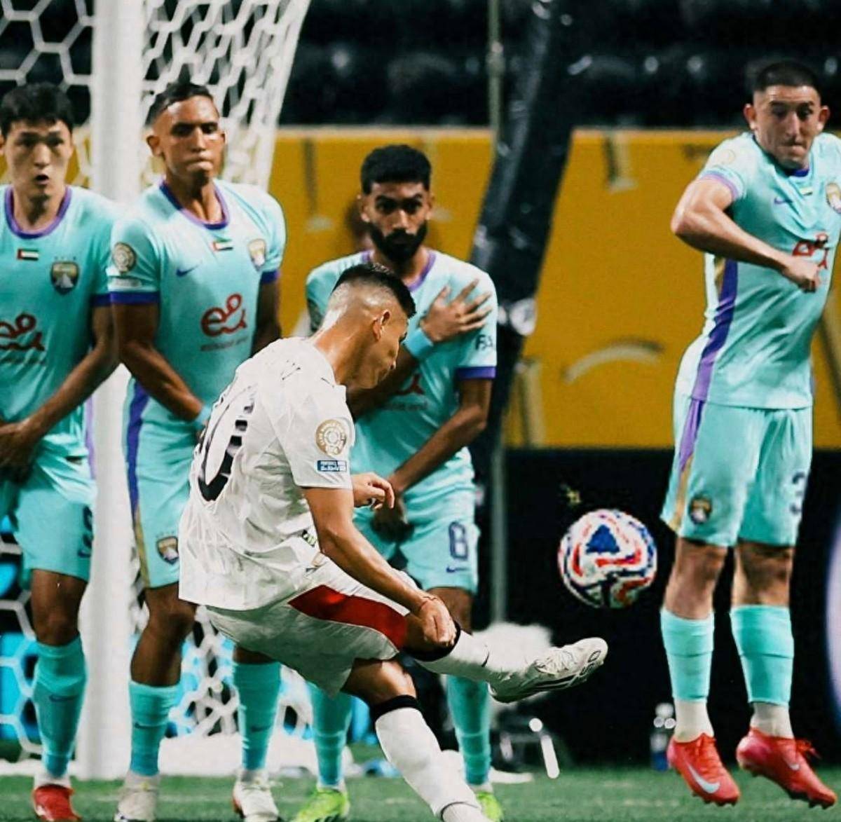 世俱杯三连胜，5-2！两场狂飙11球，曼城夺头名，意甲豪